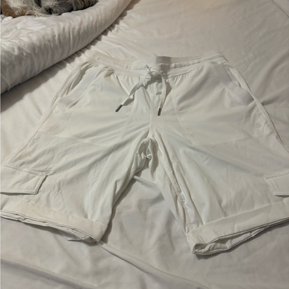 lululemon athletica White Women's Bermudas